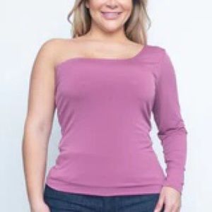 “NEW” 
Top - Women’s Plus Size One Shoulder One Long Sleeve Top